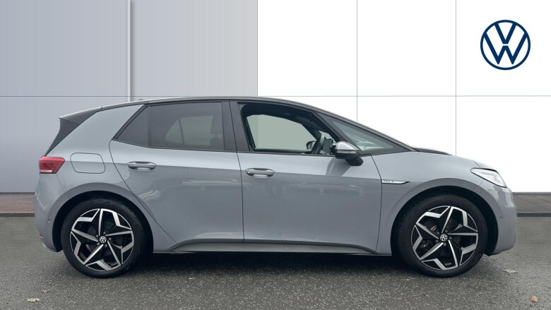 Volkswagen ID.3 150kW Tour Pro S 77kWh 5dr Auto Electric Hatchback